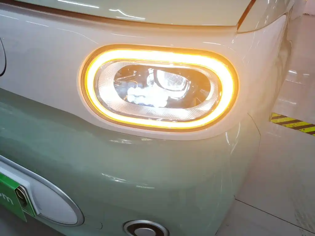 Wuling MINIEV — миниатюра 24