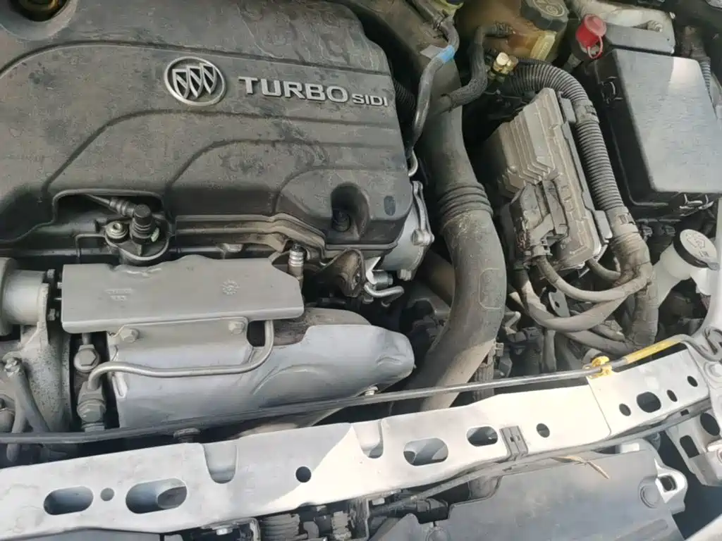 Buick Verano — миниатюра 20
