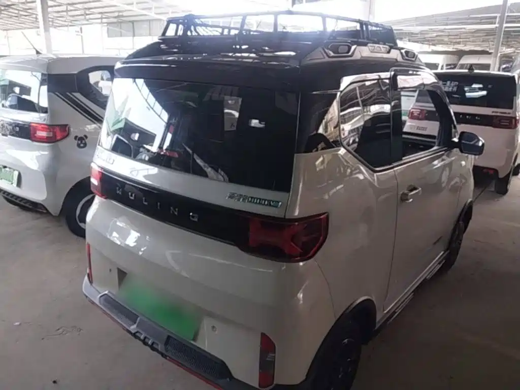 Wuling MINIEV — миниатюра 7