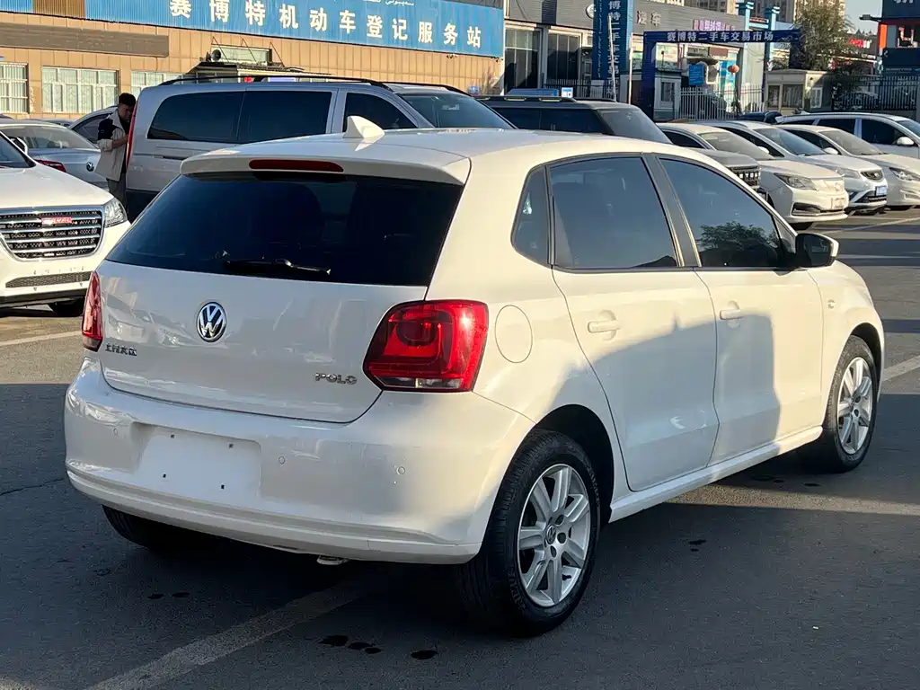 Volkswagen Polo — миниатюра 9