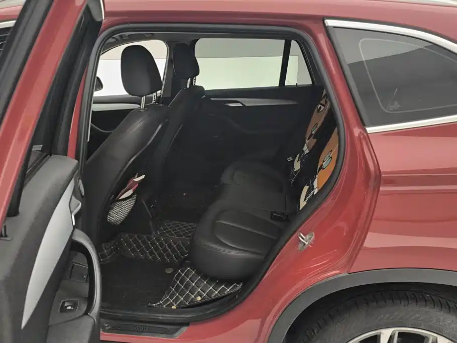 BMW X1 — миниатюра 11