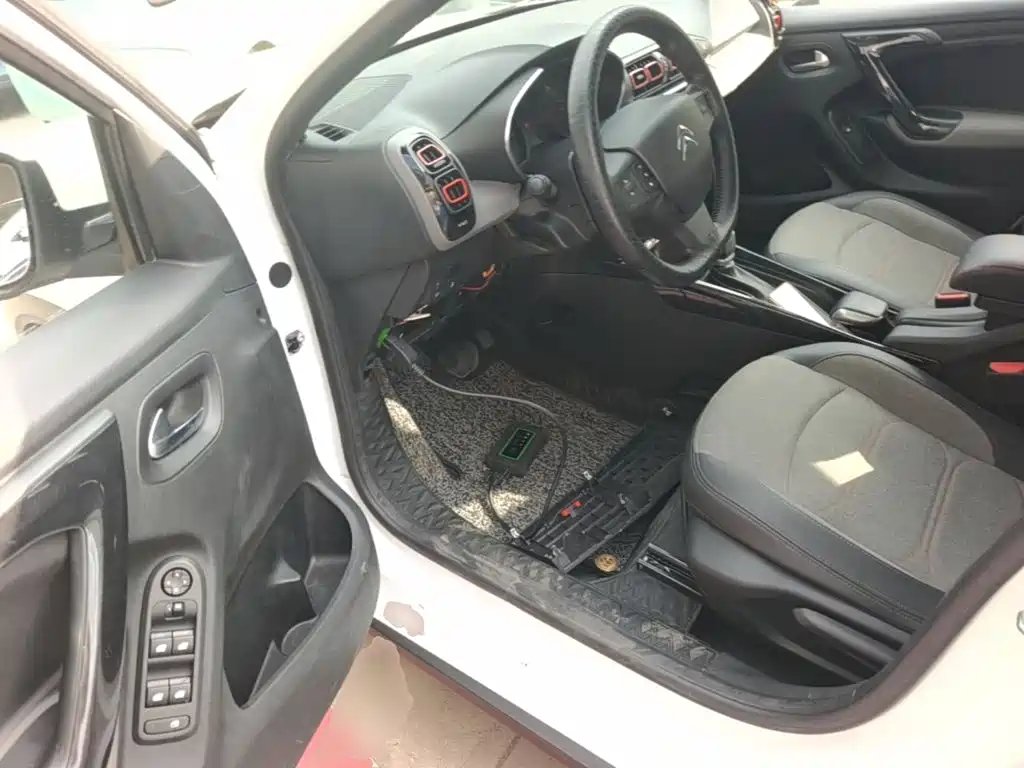 Citroen C3-XR — миниатюра 16