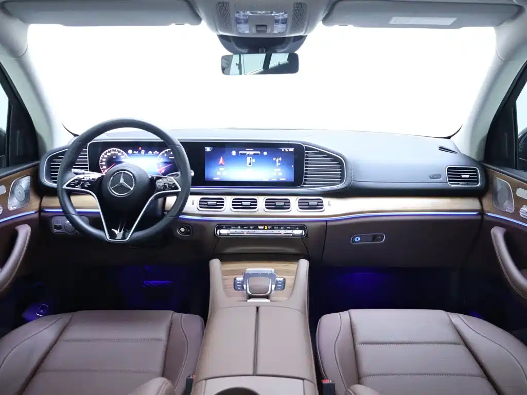 Mercedes-Benz GLE (Import) — миниатюра 13