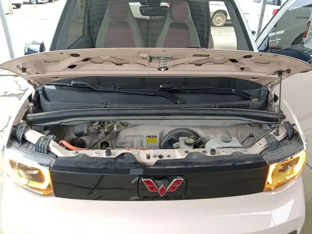 Wuling MINIEV — миниатюра 20