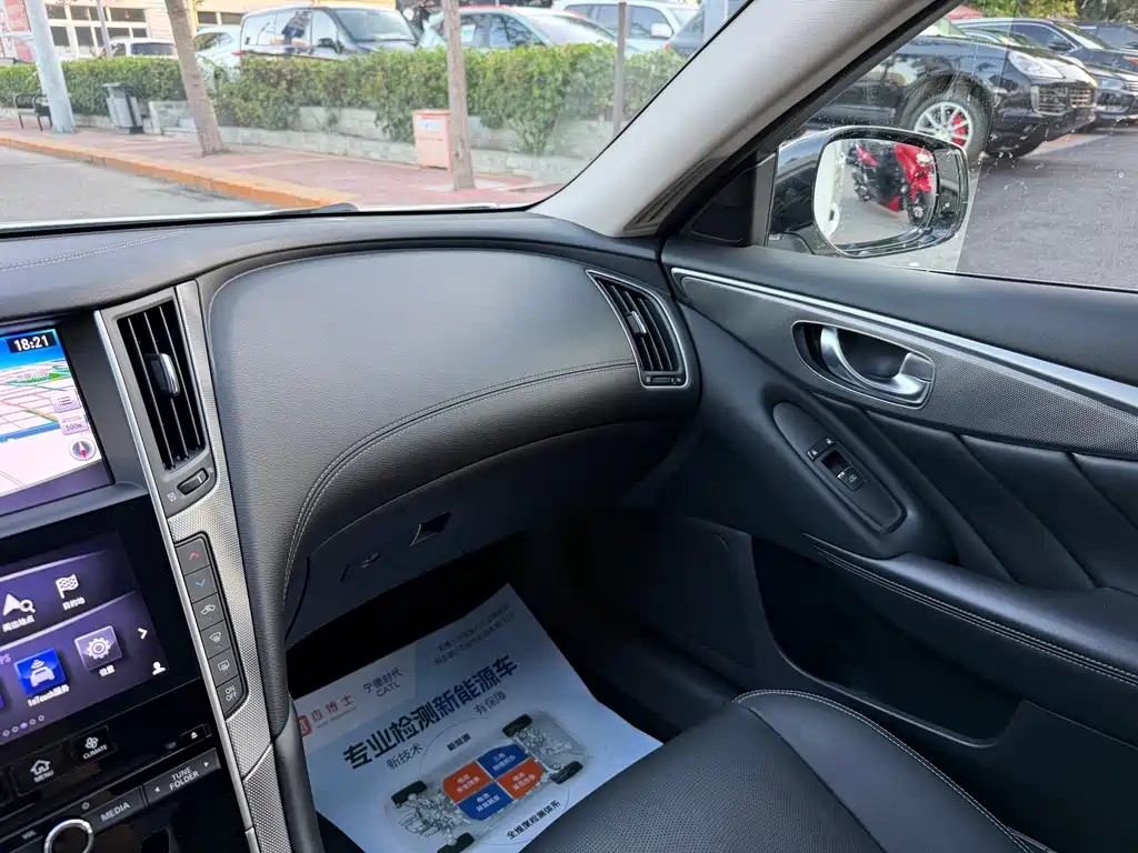 Infiniti Q50L — миниатюра 18