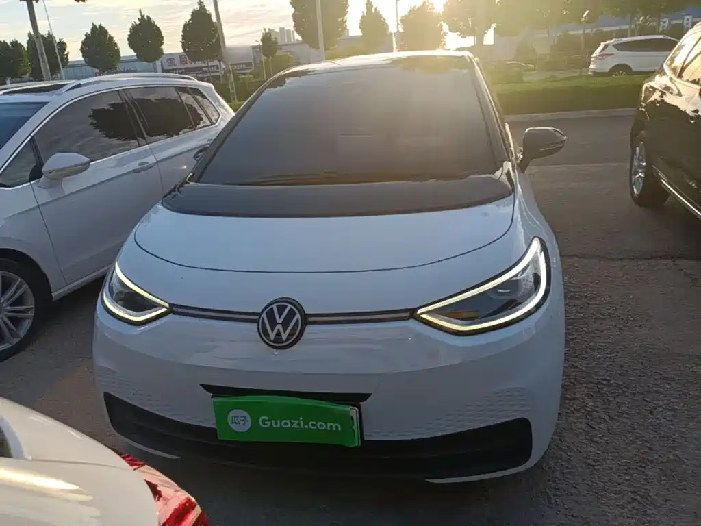 Volkswagen ID.3 — миниатюра 3