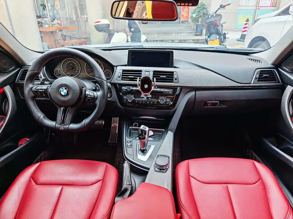BMW 3 Series — миниатюра 9