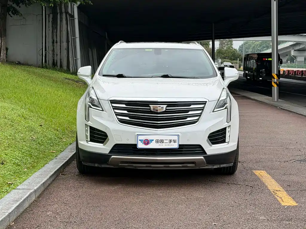 Cadillac XT5 — миниатюра 2