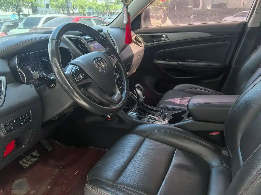 Changan CS75 2016 1.8T AT Elite V