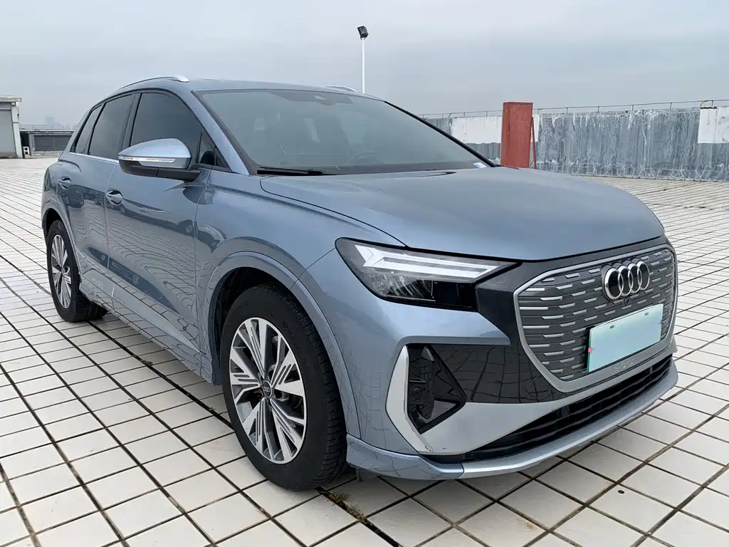 Audi Q4 e-tron — миниатюра 3