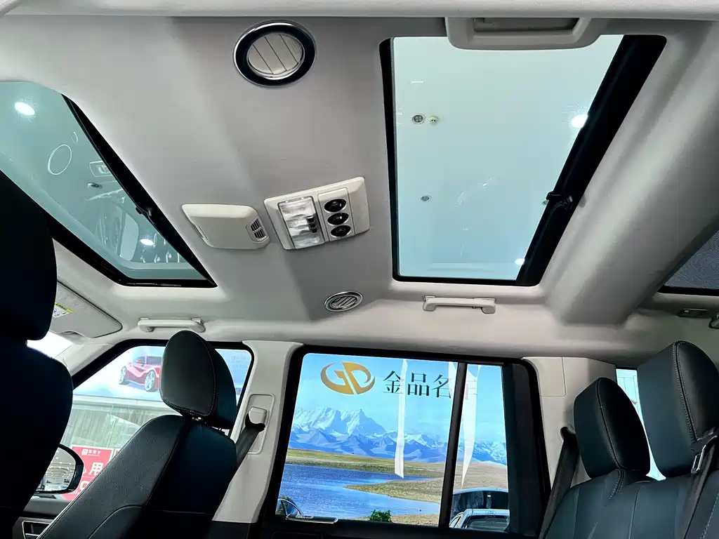 Land Rover Discovery — миниатюра 13