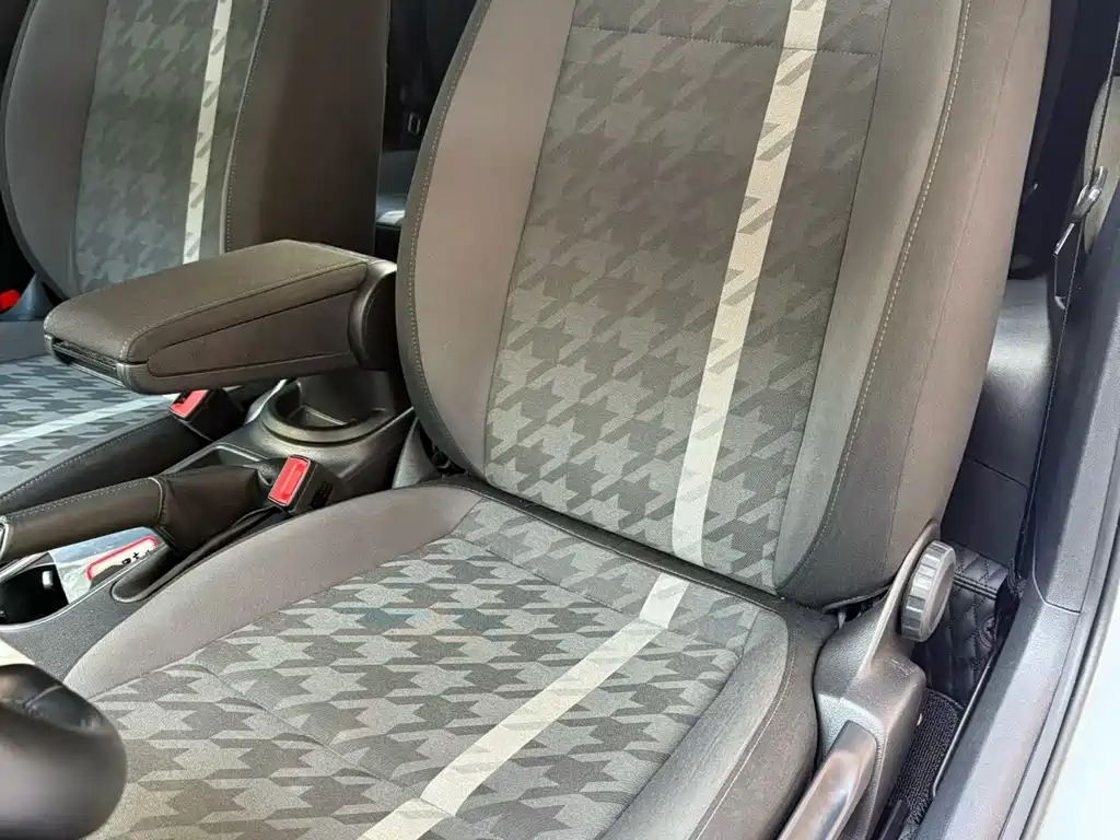 Volkswagen Beetle — миниатюра 8
