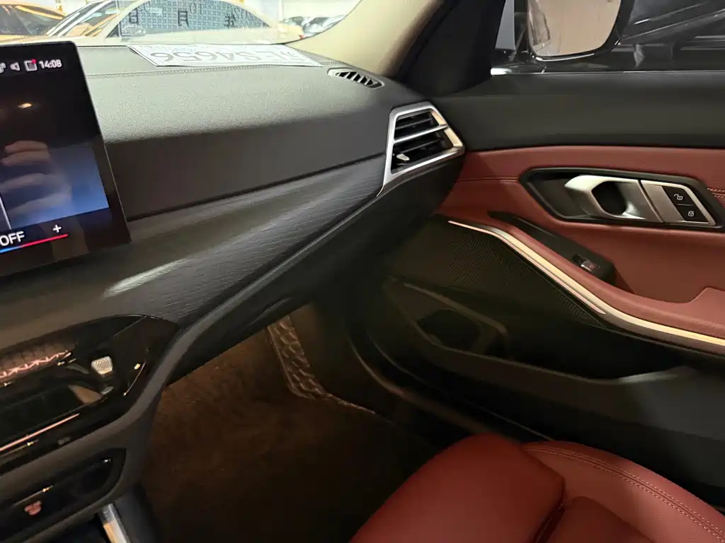 BMW 3 Series — миниатюра 7
