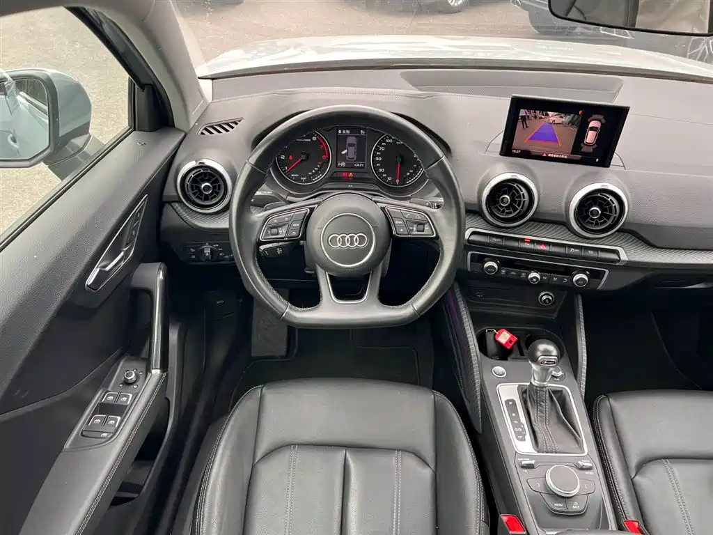 Audi Q2L 2024 35TFSI Fashion