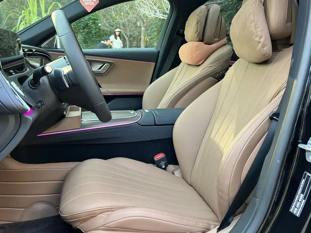 Mercedes-Benz E-Class — миниатюра 4