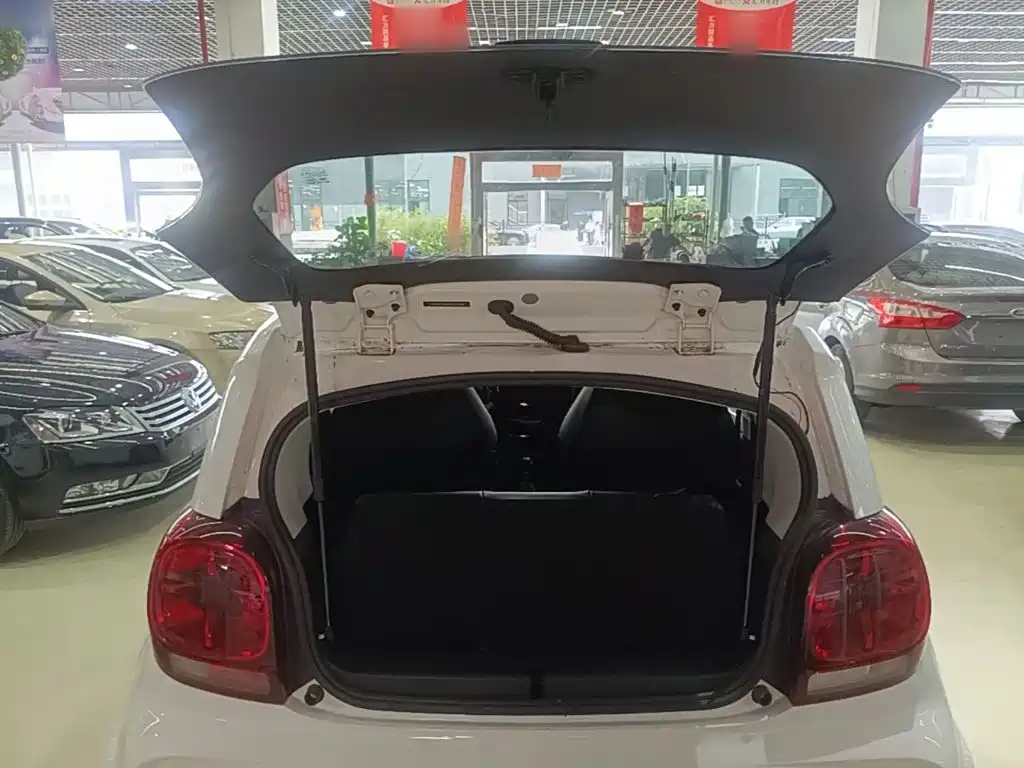 Roewe Clever — миниатюра 19