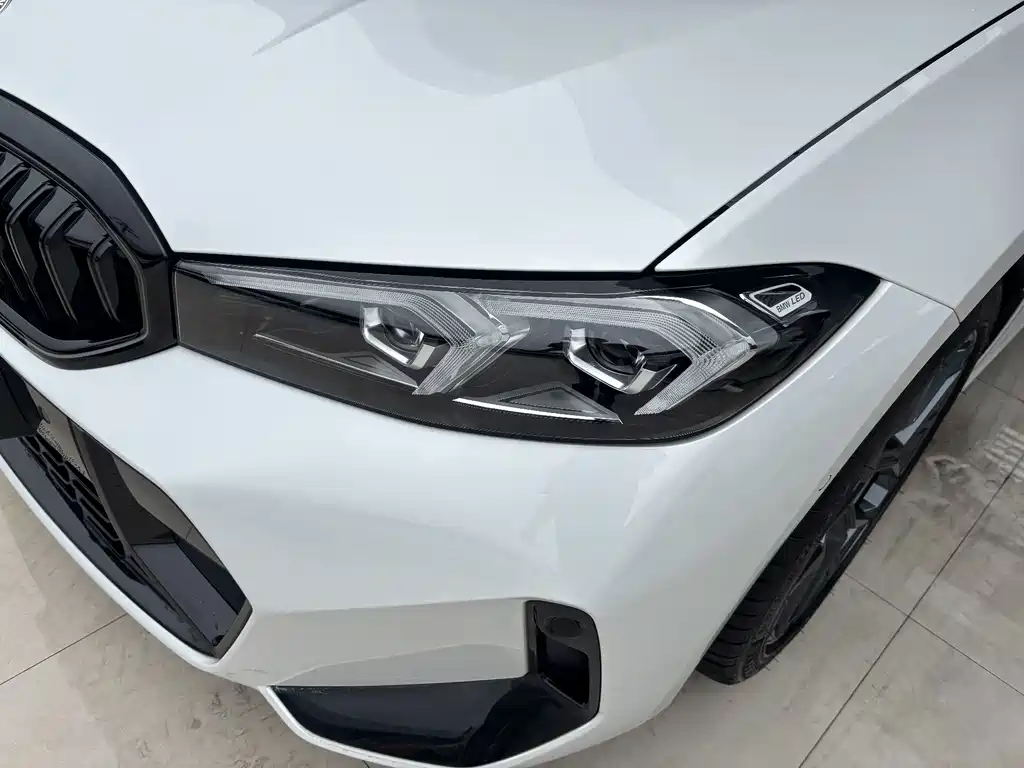 BMW 3 Series — миниатюра 8