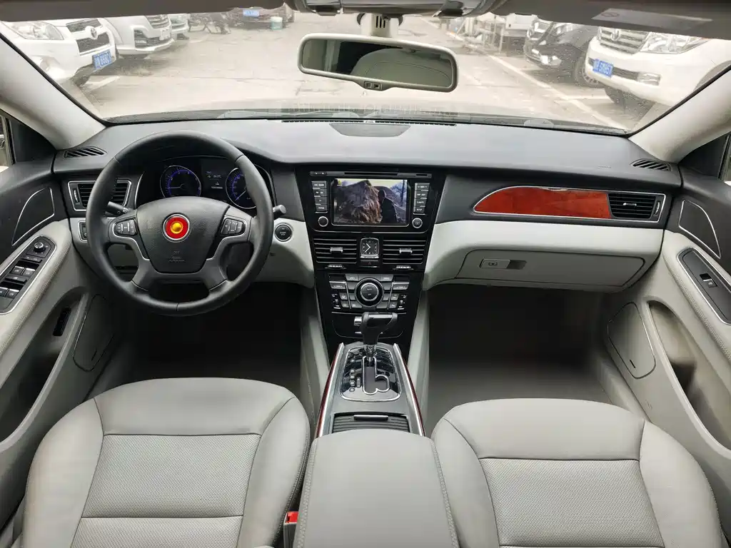 Hongqi Hongqi H7 — миниатюра 9