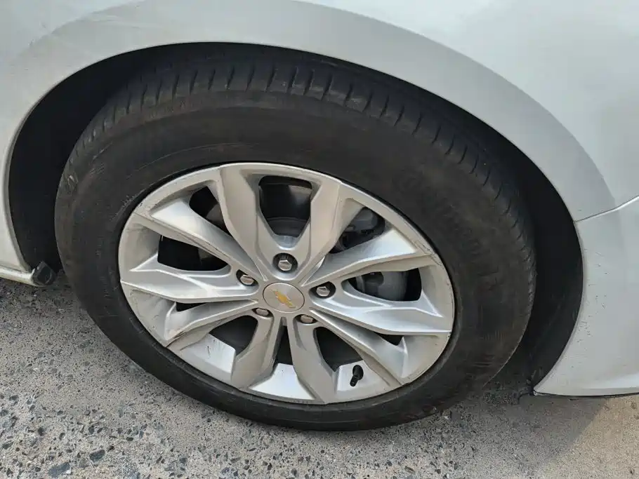 Chevrolet Malibu XL — миниатюра 6