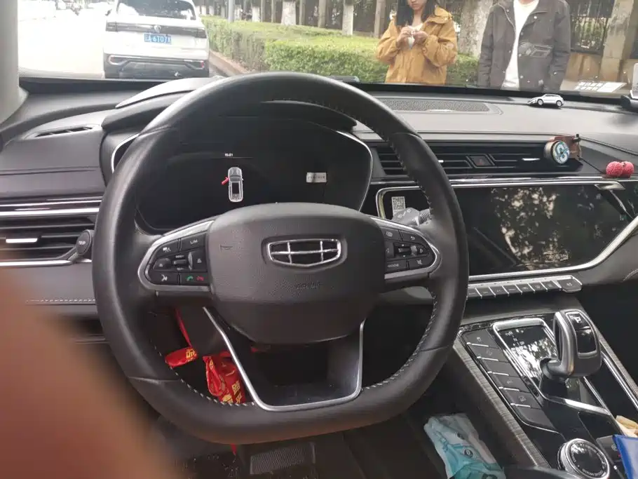Geely Boyue — миниатюра 15