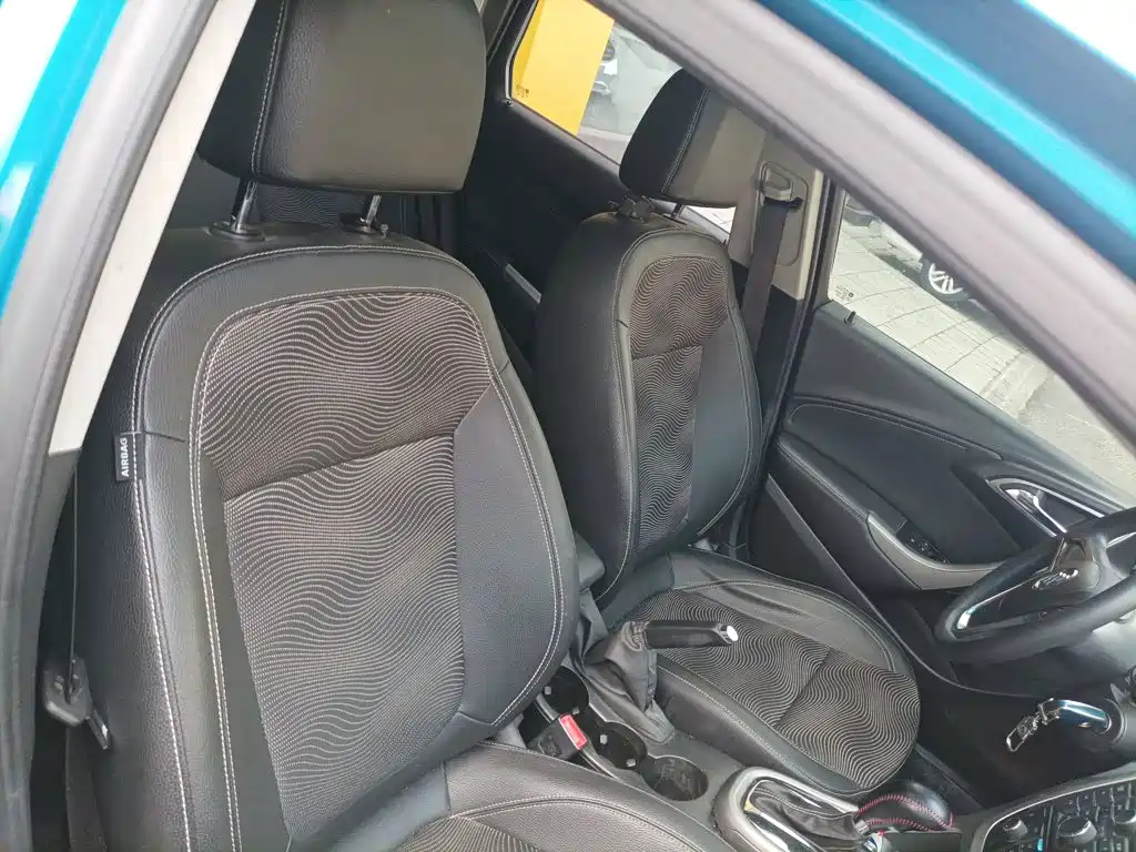 Buick Excelle — миниатюра 20