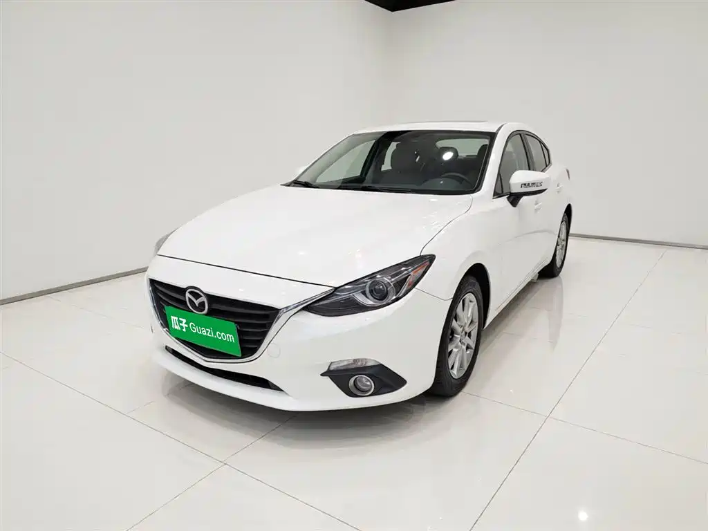 Mazda 3 Axela 2016