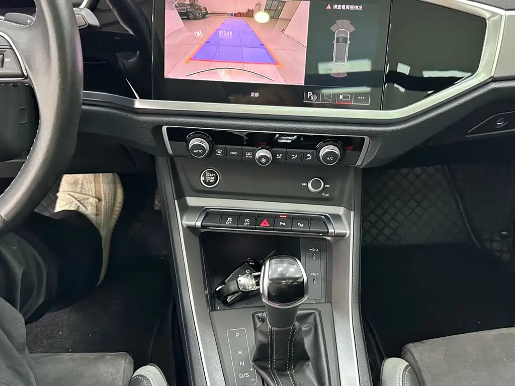 Audi Q3 — миниатюра 14