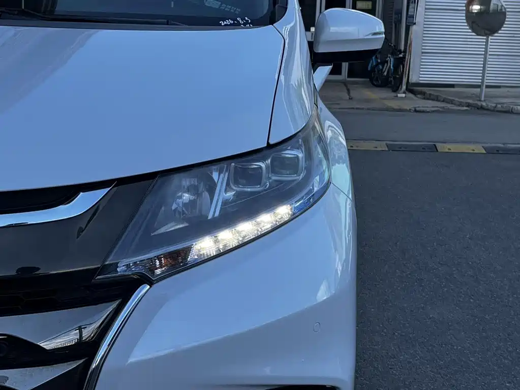 Honda Odyssey — миниатюра 8