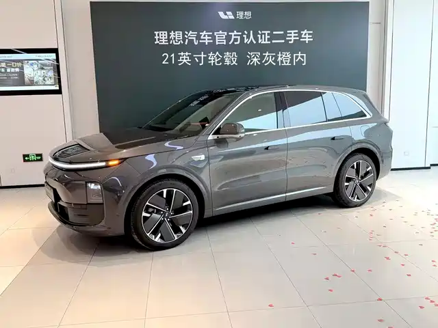 Li Auto L6