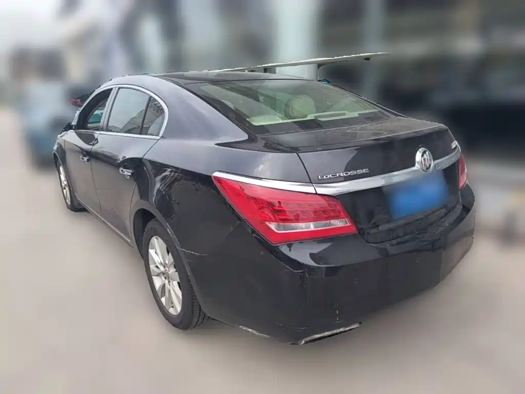 Buick LaCrosse — миниатюра 7