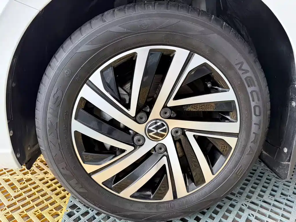 Volkswagen Lavida — миниатюра 28