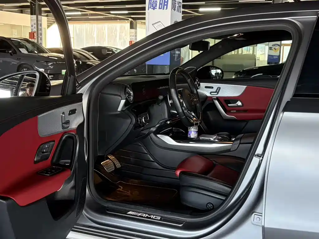 Mercedes-Benz A-Class AMG — миниатюра 3