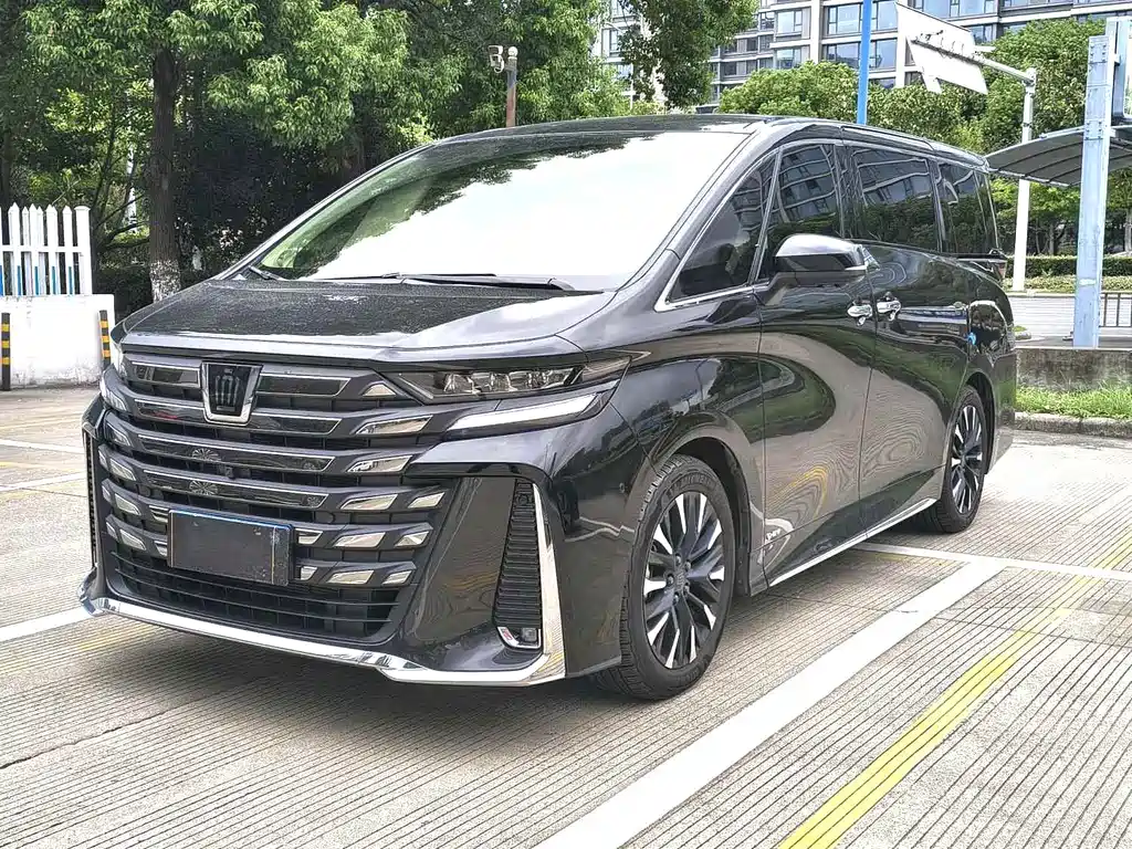 Toyota Vellfire 2024
