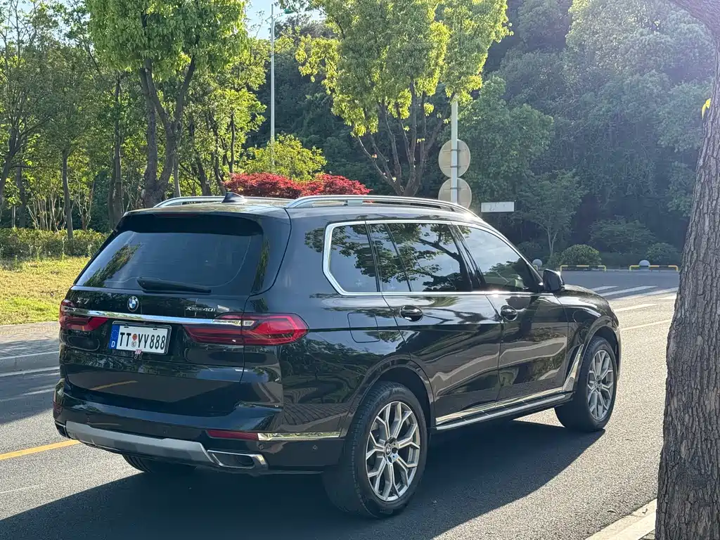 BMW X7 — миниатюра 20