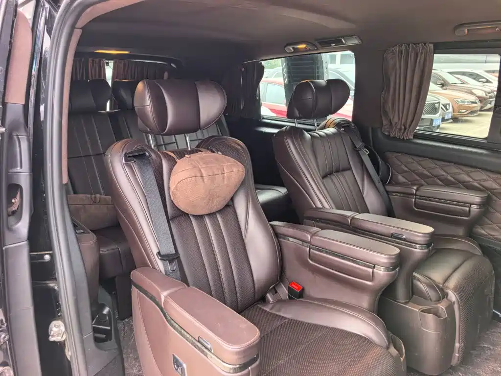Mercedes-Benz Vito — миниатюра 12