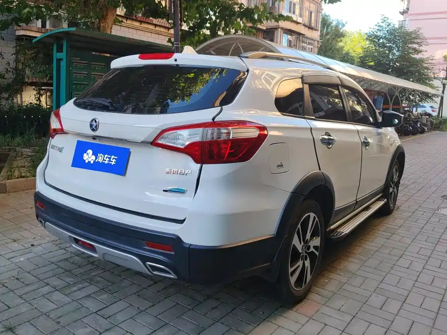 Venucia T70X — миниатюра 3