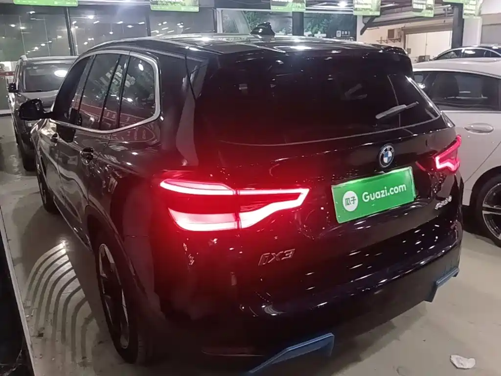 BMW iX3 — миниатюра 5