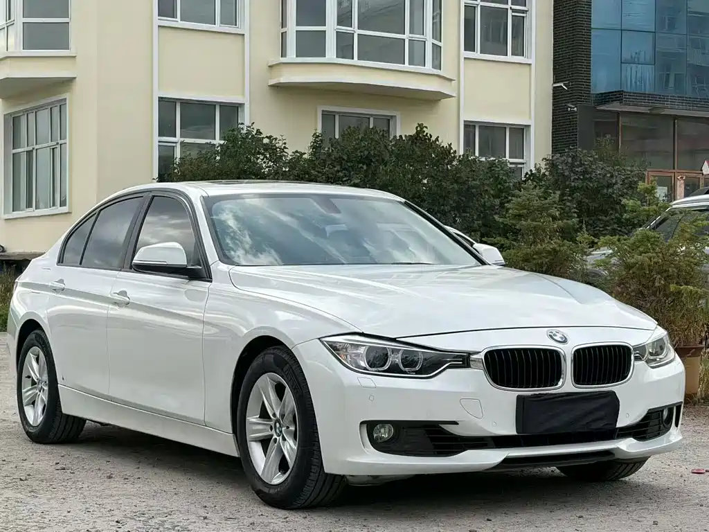 BMW 3 Series — миниатюра 3