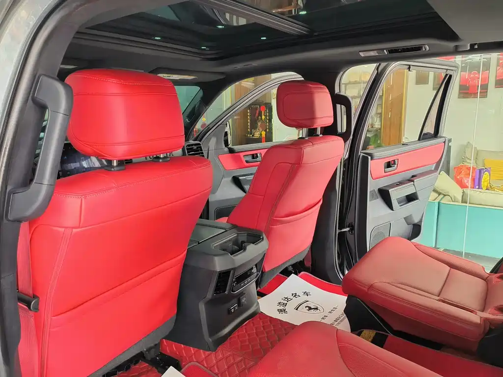 Toyota Sequoia — миниатюра 7