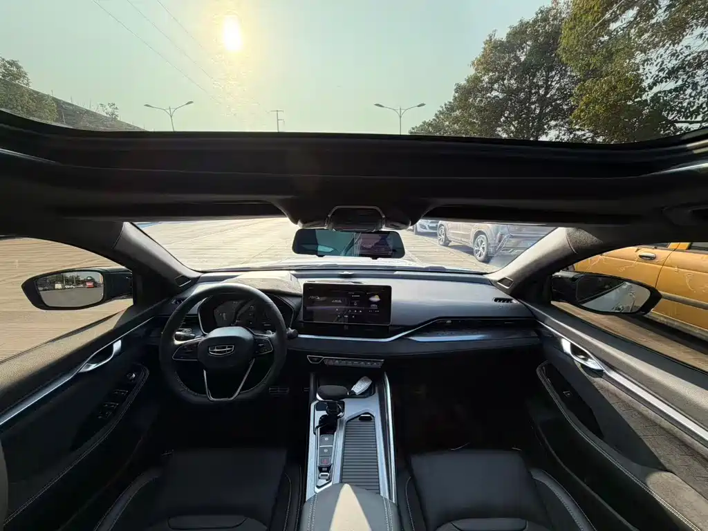 GEELY AUTOMOBILE XINGRUI