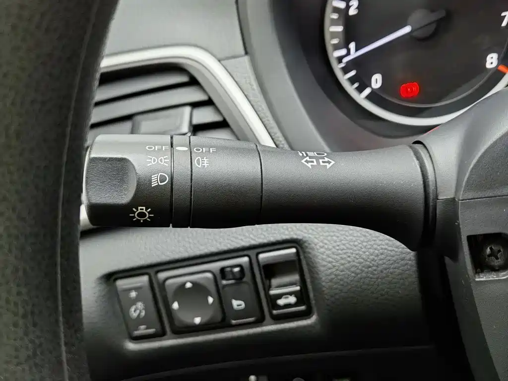Nissan Sylphy — миниатюра 21