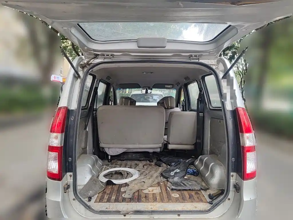 Wuling Hongguang — миниатюра 20