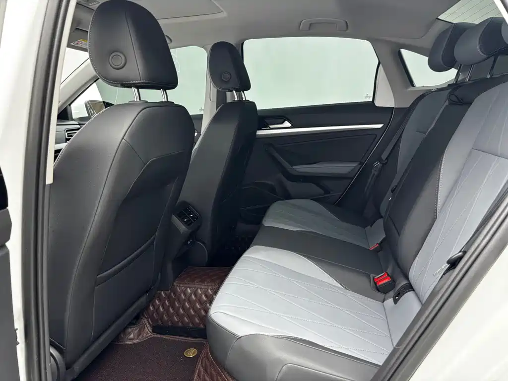Volkswagen Lavida — миниатюра 13