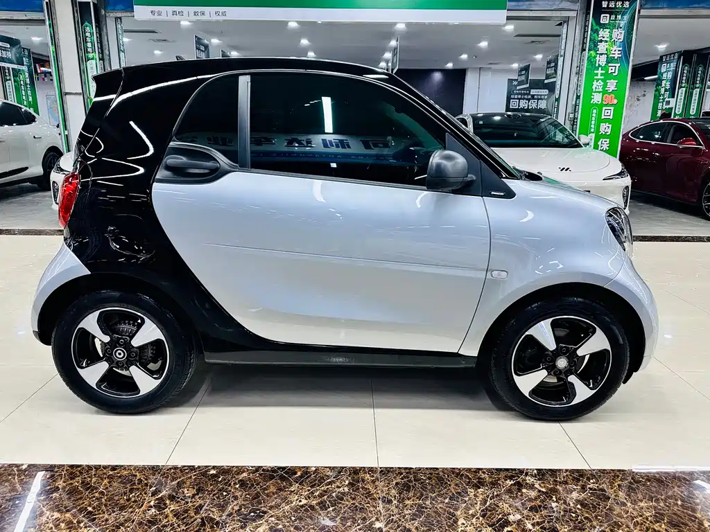 smart Smart Fortwo — миниатюра 5
