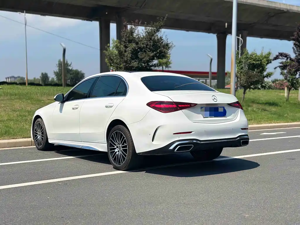 Mercedes-Benz C-Class — миниатюра 4