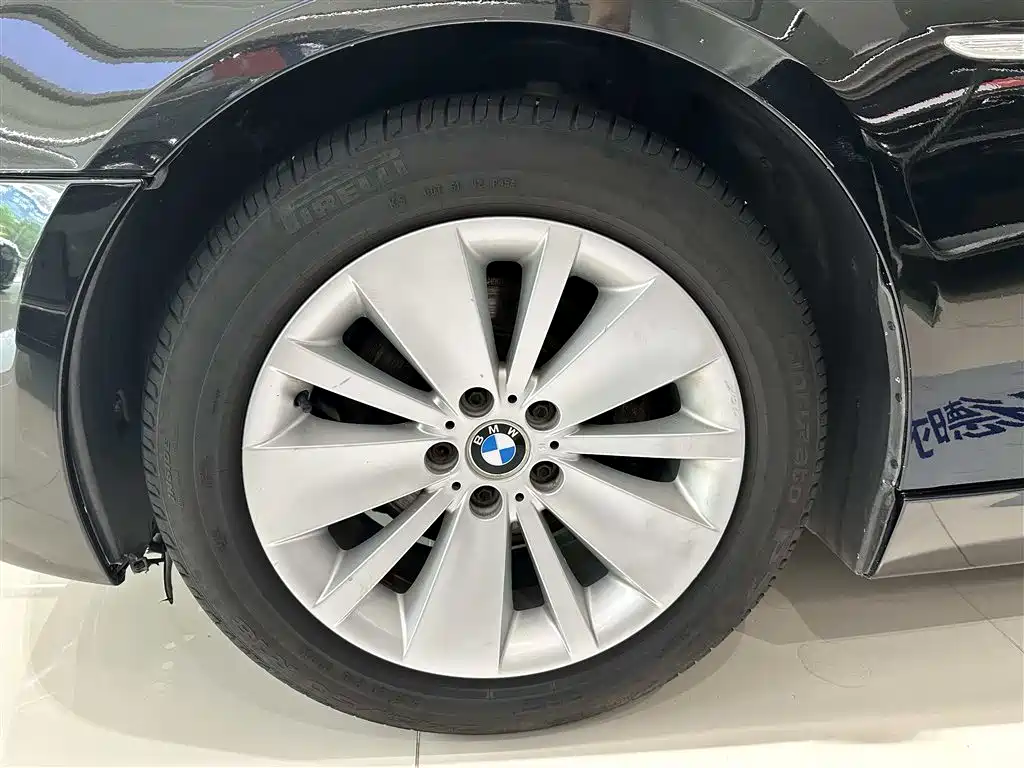 BMW 7 Series 7 2005 740Li