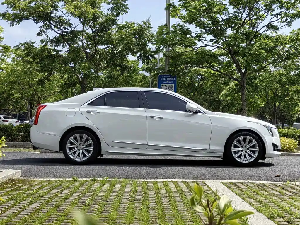 Cadillac ATS-L 2017 28T Fashion