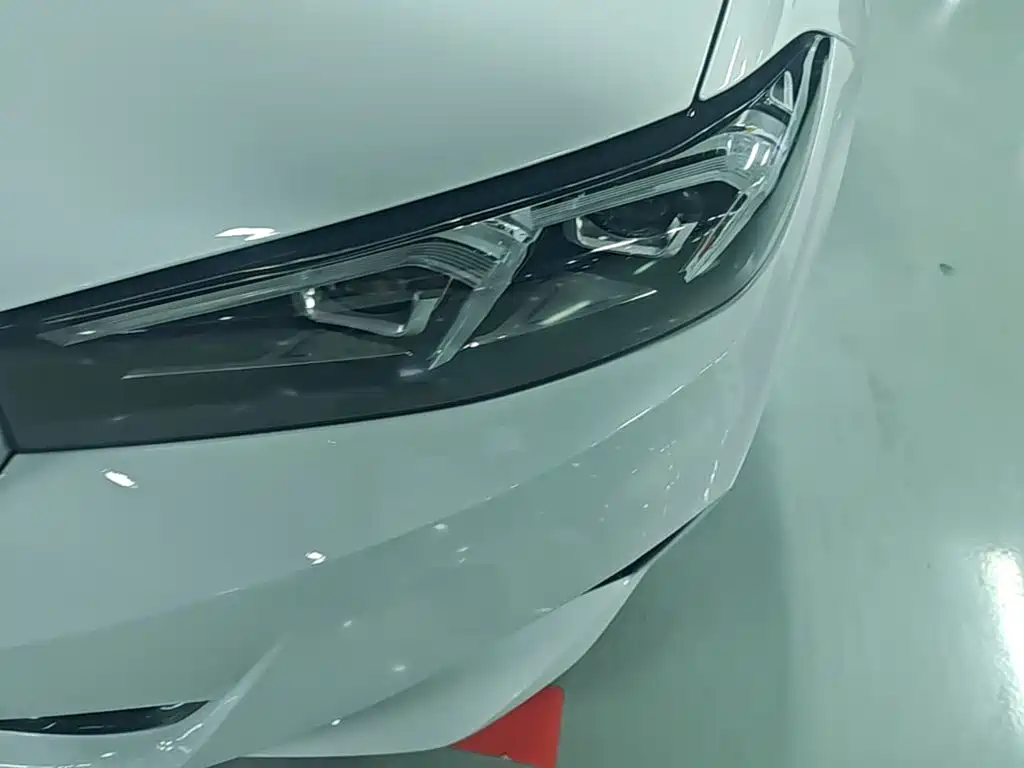 BMW i3 — миниатюра 24