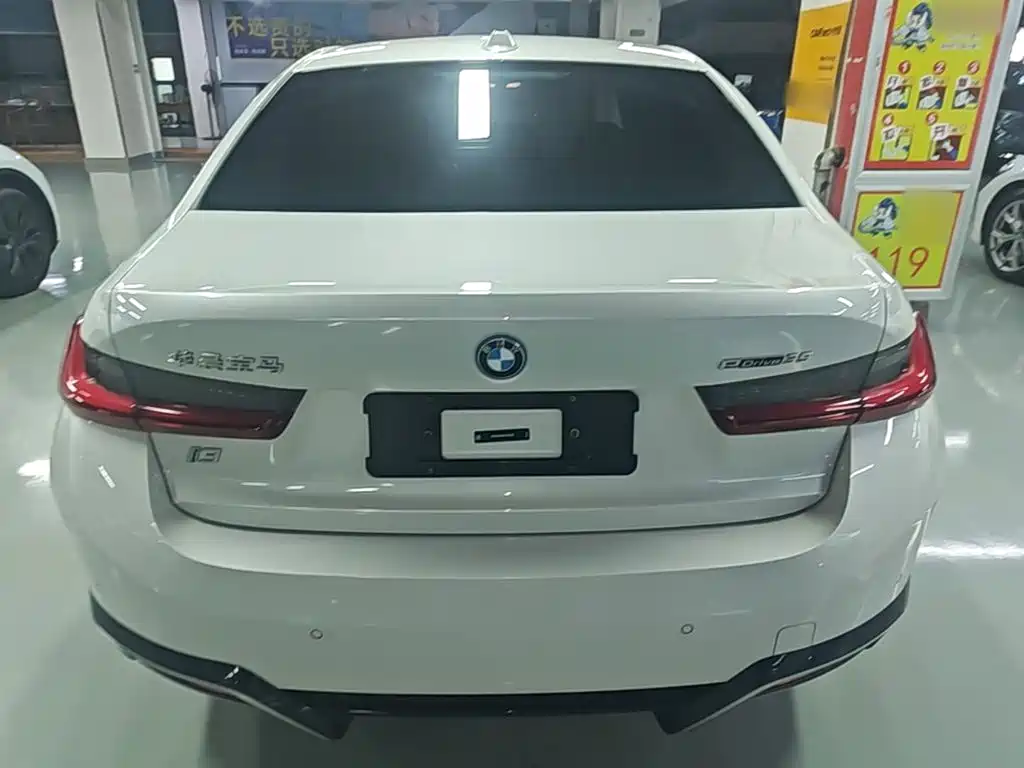 BMW i3 — миниатюра 6