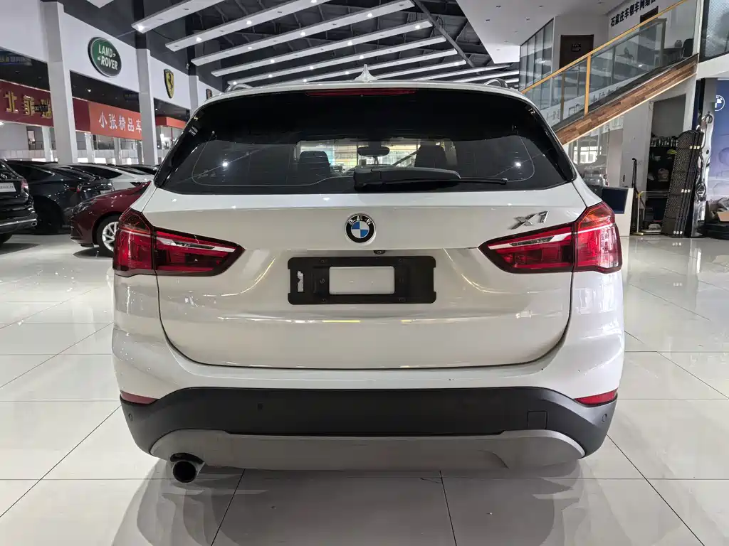 BMW X1 — миниатюра 6